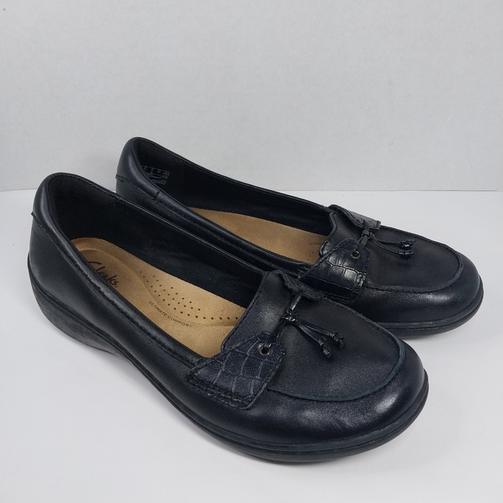 Clarks Collection Ashland Size 9 M Comfort Black Leather Preppy Loafer Shoes